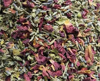 1/2 oz Attract Love spell mix